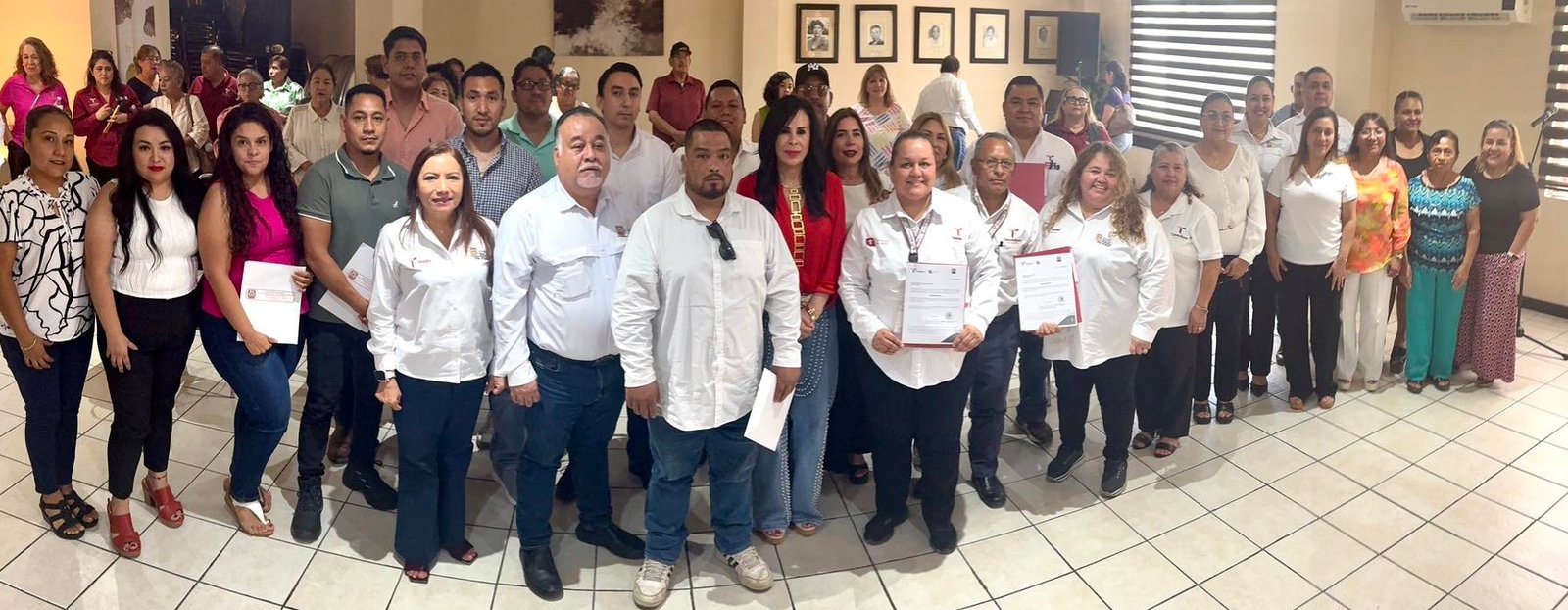 ENTREGA SUTSPET NOMBRAMIENTOS POR MOVIMIENTOS ESCALAFONARIOS, RECODIFICACIONES Y PLAZAS PREFERENTES AL SECTOR SALUD