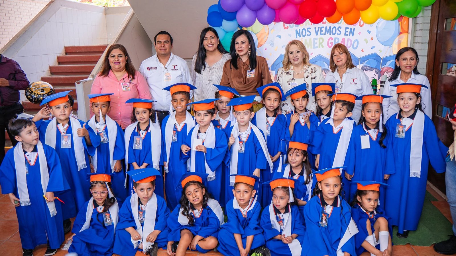 BLANCA GUADALUPE VALLES RODRÍGUEZ AMADRINA A LA GENERACIÓN 2020-2026 DEL JARDÍN DE NIÑOS DE LA BUROCRACIA ESTATAL NO. 3